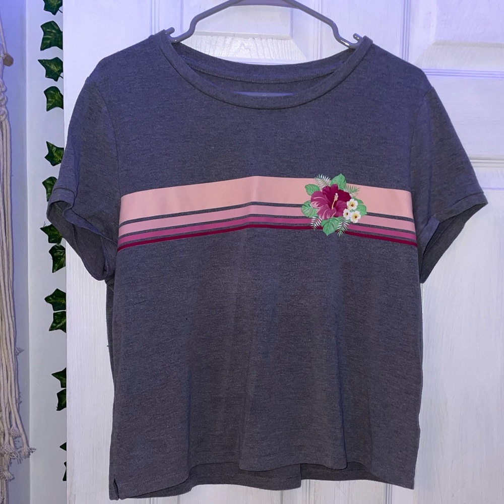 Aeropostale soft tee shirt
